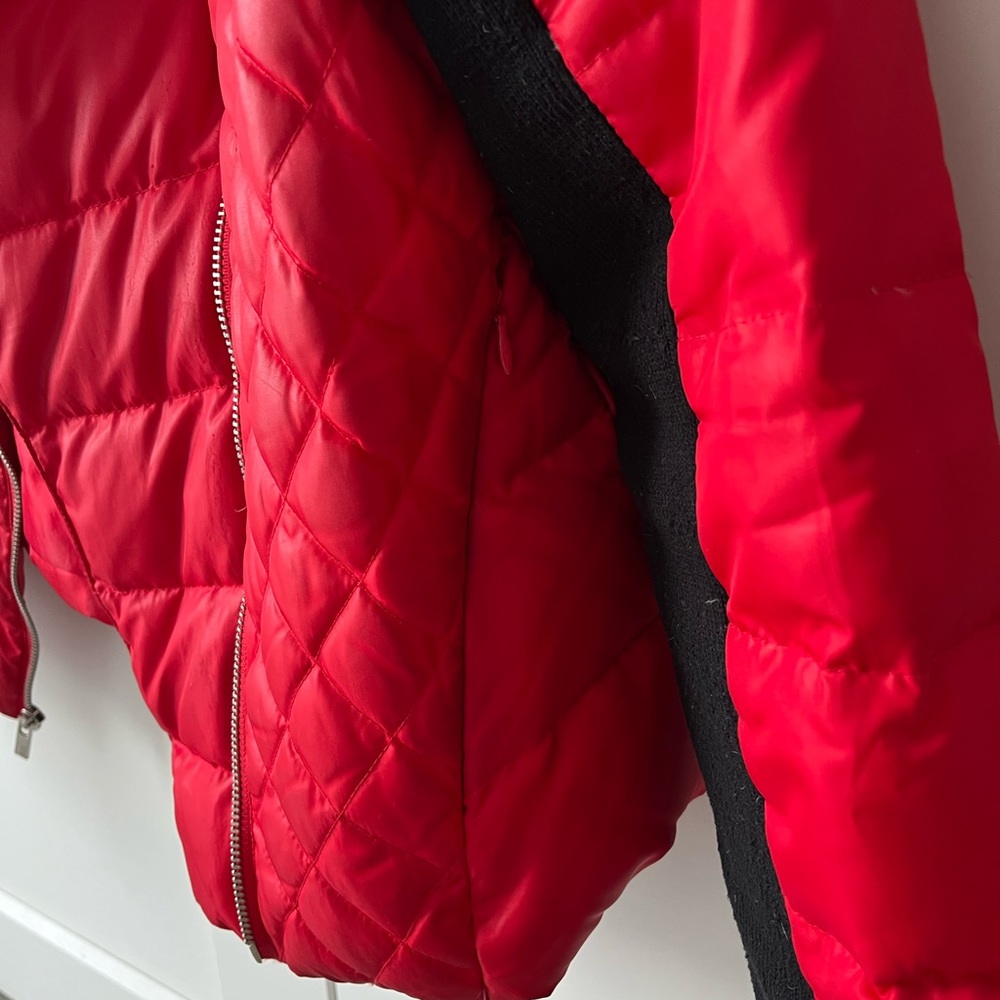 Black Rivet Red Down Women's Puffer Coat Size L W… - image 2